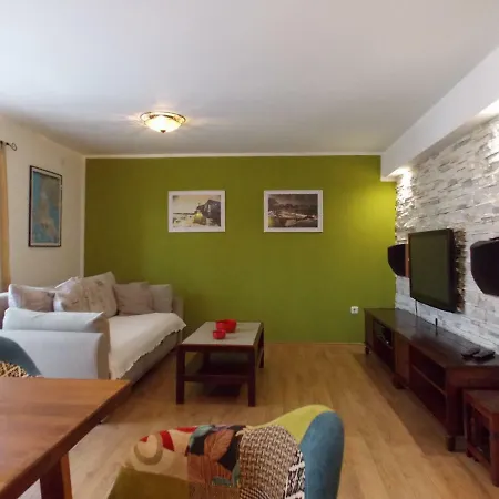 With Private Pool Apartment Njivice