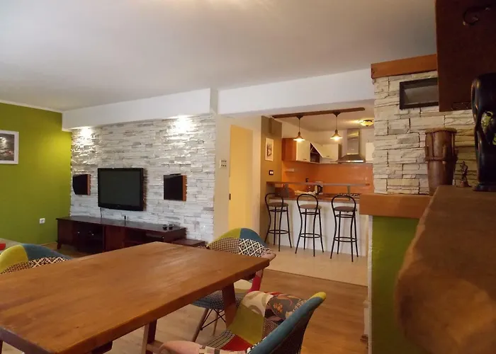 Apartment With Private Pool Njivice